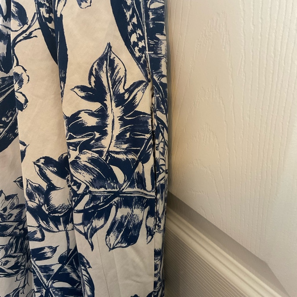 Abercrombie Ruched Puff Sleeve Blue Floral Print Mini Dress Size Medium NWT - Picture 12 of 16